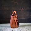 The Architectural Pleat shopperTote in vegetable-tanned Calfskin - 图片 8