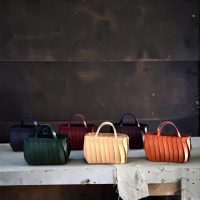The Architectural Pleat shopperTote in vegetable-tanned Calfskin - 图片 2