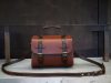 Vintage handcrafted camebridge satchel messenger with top handle and antique-brass hardware - 图片 7