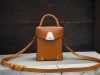 Handmade Leather Phone Bag – Minimalist Vegetable-Tanned Leather Crossbody
