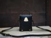 Handmade Leather Phone Bag – Minimalist Vegetable-Tanned Leather Crossbody - 图片 9