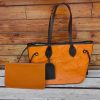 Minimalist handcrafted travel carryall ahdnabg with removeable clutch in italian veg-tan calfskin - 图片 2