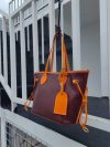 Minimalist handcrafted travel carryall ahdnabg with removeable clutch in italian veg-tan calfskin - 图片 10