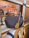 Premium Canvas & Leather Cosmetic Pouch wash bag– Compact Travel Kit for Essentials - 图片 4