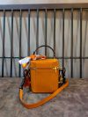handcrafted Cylindrical vanity case /Compact Structured Crossbody Handbag - 图片 12