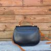 minimalist equestrian-chic crossbody saddle messenger handmade from veg-tan calfskin - 图片 16
