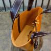 handcrafted leatehr bucket handbag tote with protect feet in italy veg-tan calfskin - 图片 12