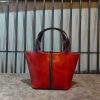handcrafted leatehr bucket handbag tote with protect feet in italy veg-tan calfskin - 图片 14