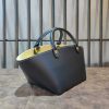 Premium Italian Leather Winged Tote – Minimalist Architectural Handbag - 图片 8