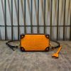 Handmade Italian Vegetable-Tanned Leather Camera Bag – Structured Crossbody Purse - 图片 3