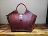 Handmade Architectural Pleated Leather Tote – Minimalist Structured Sculptural Handbag - 图片 4