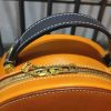 Minimalist handcrafted mini circle camera crossbody in italian veg-tan calfskin - 图片 11