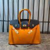 handmade Birkin structured top-handle handbag tote with protective feet in italy veg-tan calfskin - 图片 5