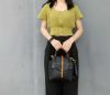 Handmade Minimalist Structured Top-Handle Bag with protective feet - 图片 4