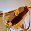 handmade structured bucket handbag– Minimalist Cylindrical Shoulder Purse - 图片 10