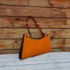 handcrafted minimalist underarm baguette in italian veg-tan cowhide - 图片 9