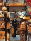 multi-function boarding cabin hanbdag/weekend duffle in italy veg-tan calfskin - 图片 5